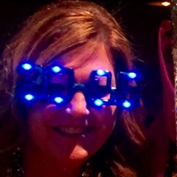 Meet your Posher, Melissa - Picture 1 of 1